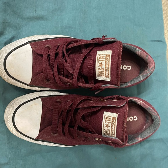 Converse - Picture 3 of 3